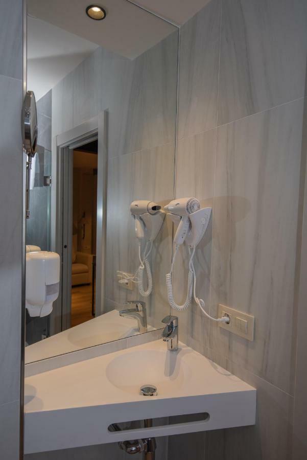 Puerta De Apartament